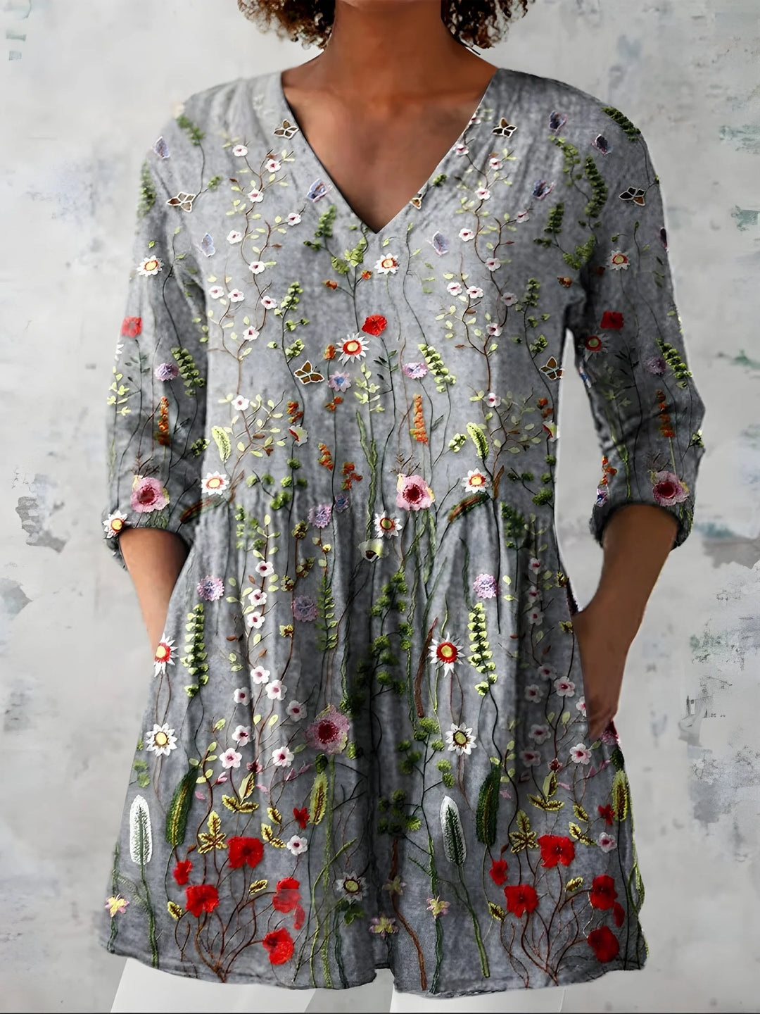 April | Long Blouse with V-Neck